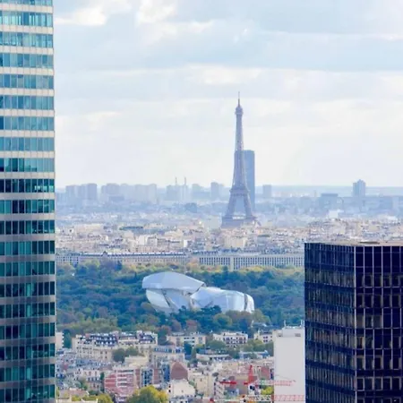 Amazing Eiffel Tower View Paris La Defense ! * Courbevoie